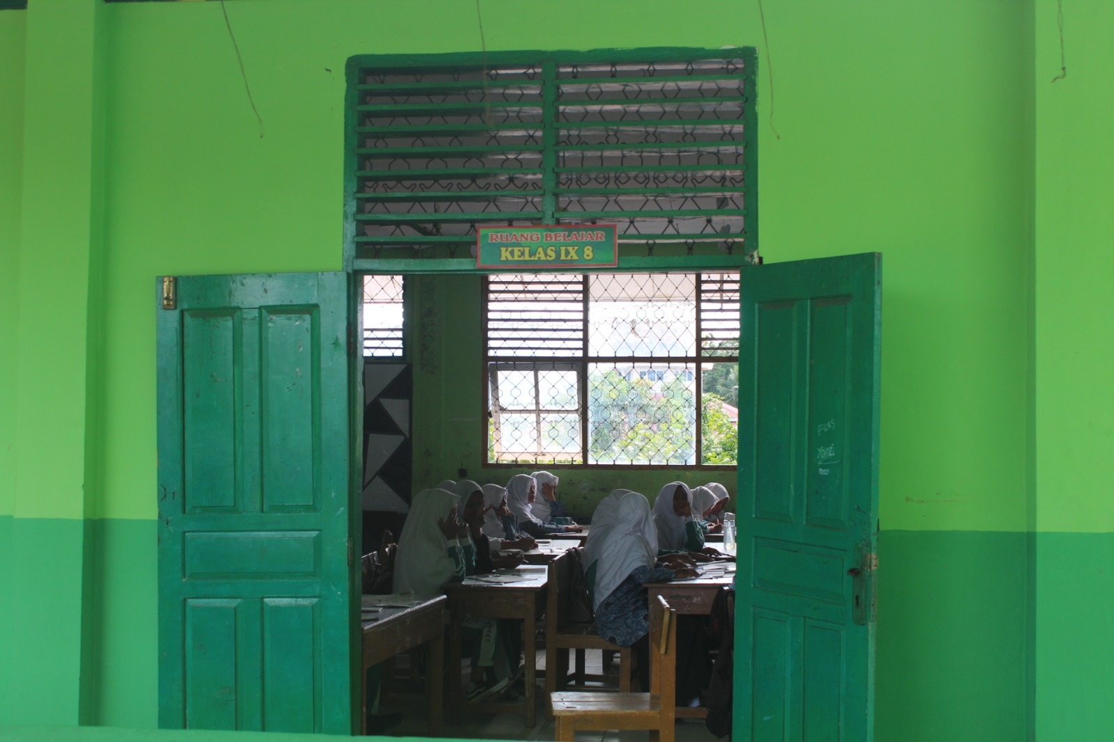 kelas 9.8