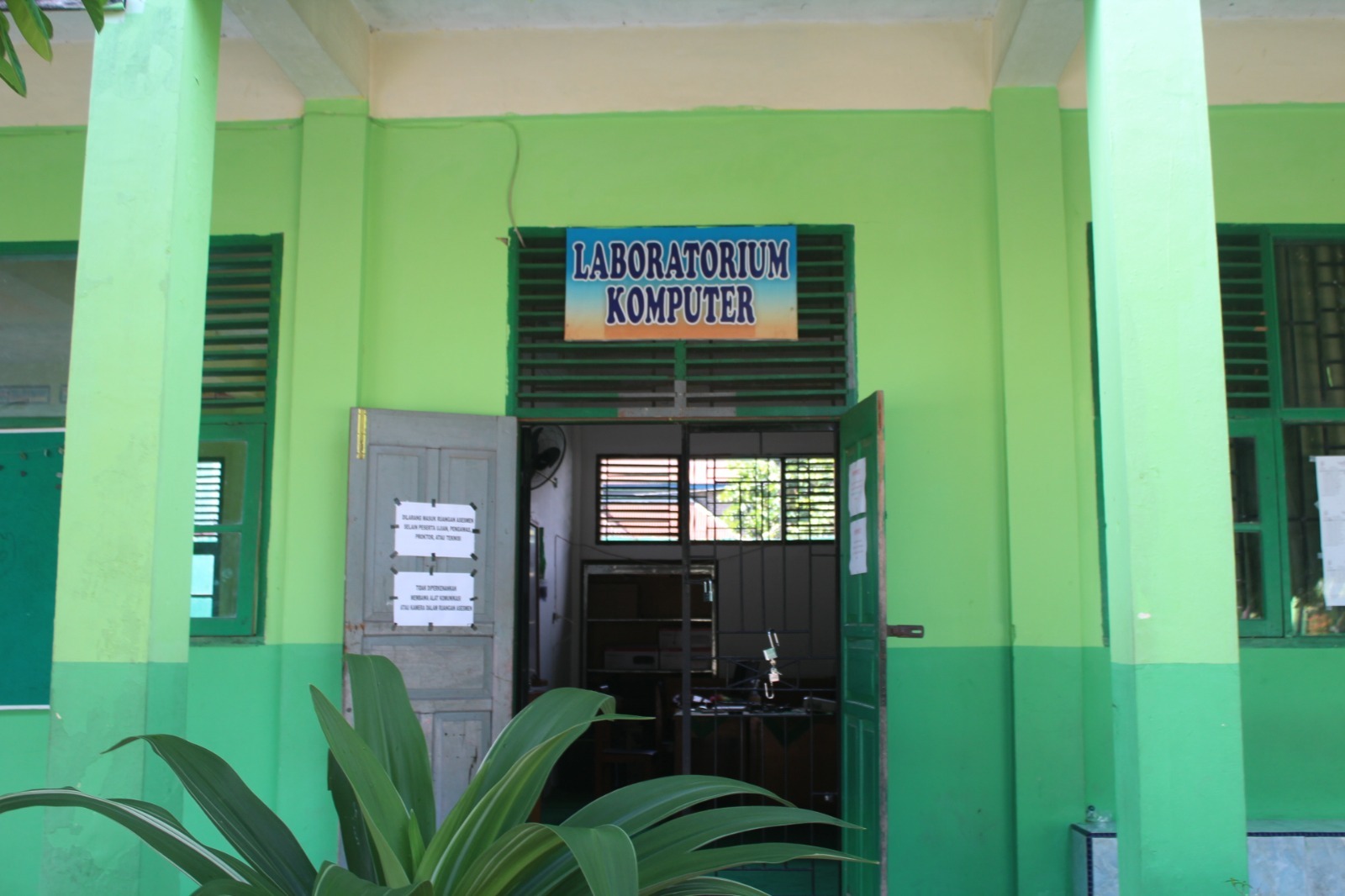 labor komputer